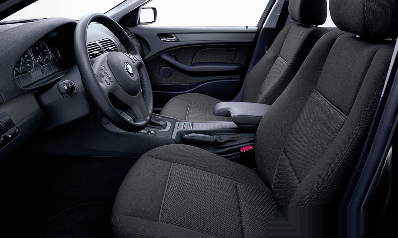 Interior of BMW 320d (E46 (4FL)), VIN WBAAS71094PR80134