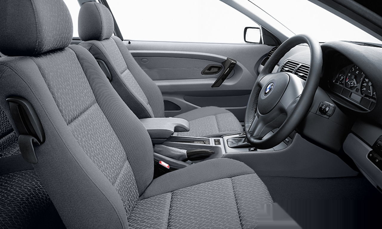 Interior of BMW 316ti (E46 (5)), VIN WBAAT52020AH68109