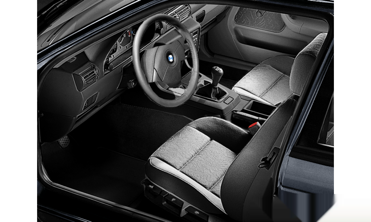 Interior of BMW 318TDS (E36 (5)), VIN WBACJ5100YAS32798