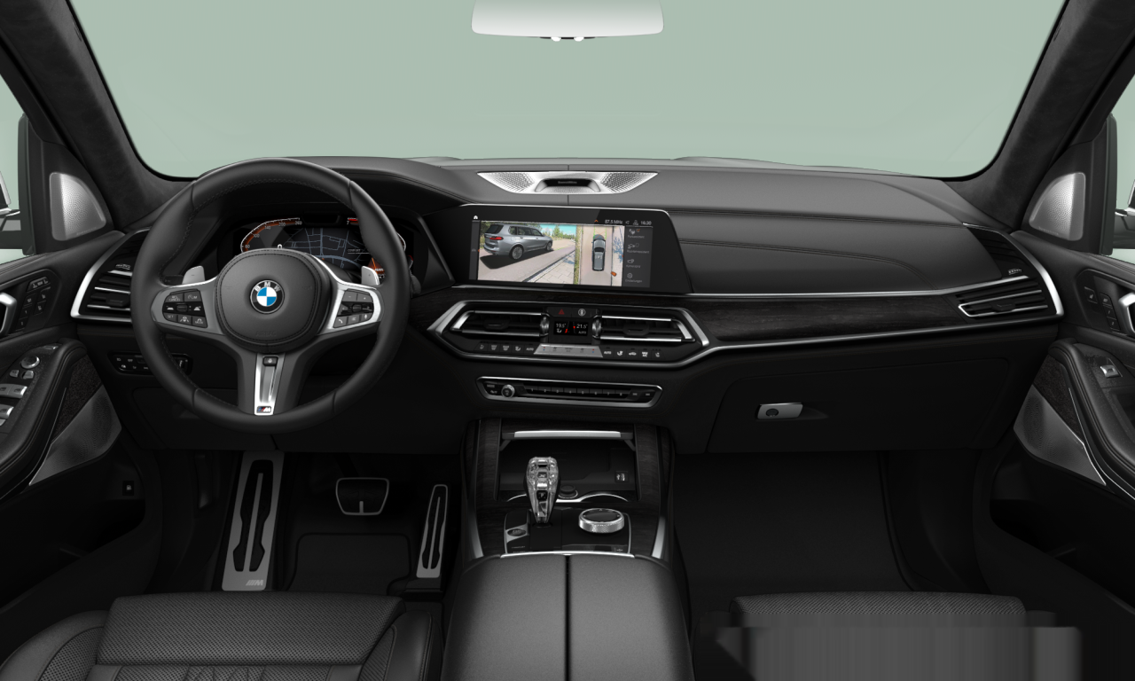 Interior of 2022 BMW X7 xDrive40i (G07), VIN WBACW210509M10551