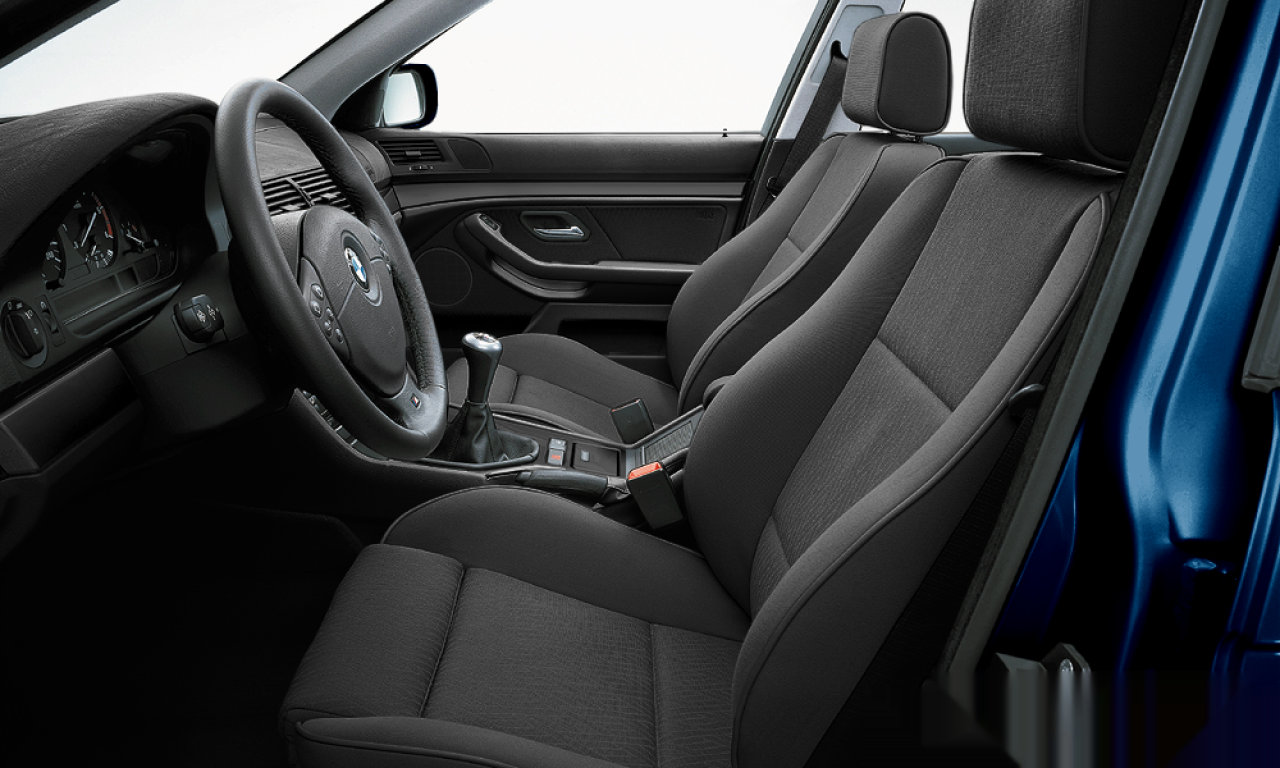 Interior of BMW 525d (E39 (2)), VIN WBADP910X0GX81601