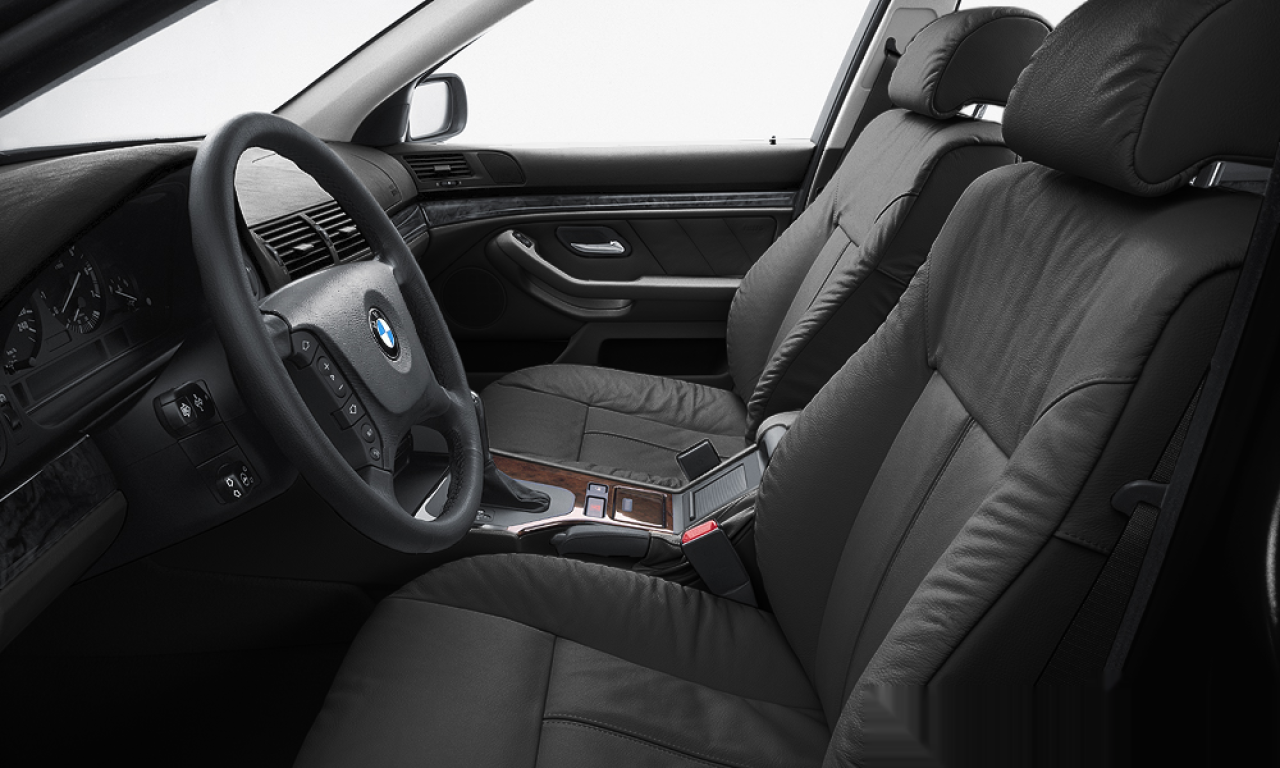 Interior of 2002 BMW 530I (E39 (2)), VIN WBADS61020GV43643