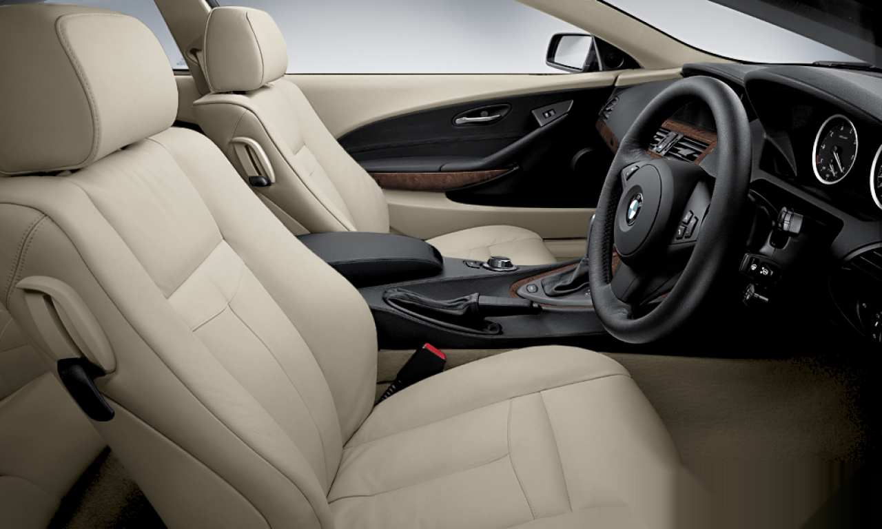 Interior of 2005 BMW 650i (E63), VIN WBAEH12010CP48091