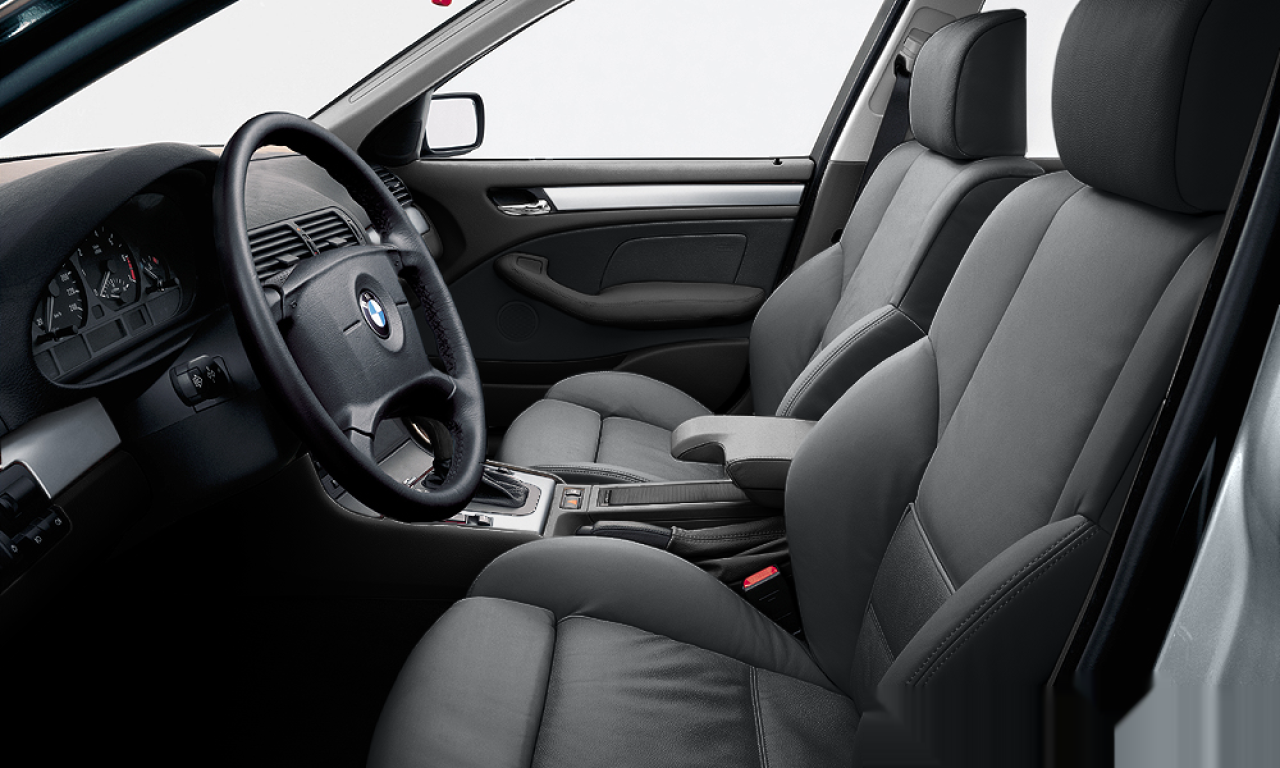 Interior of 2002 BMW 330d (E46 (3FL)), VIN WBAEL91000PA71593