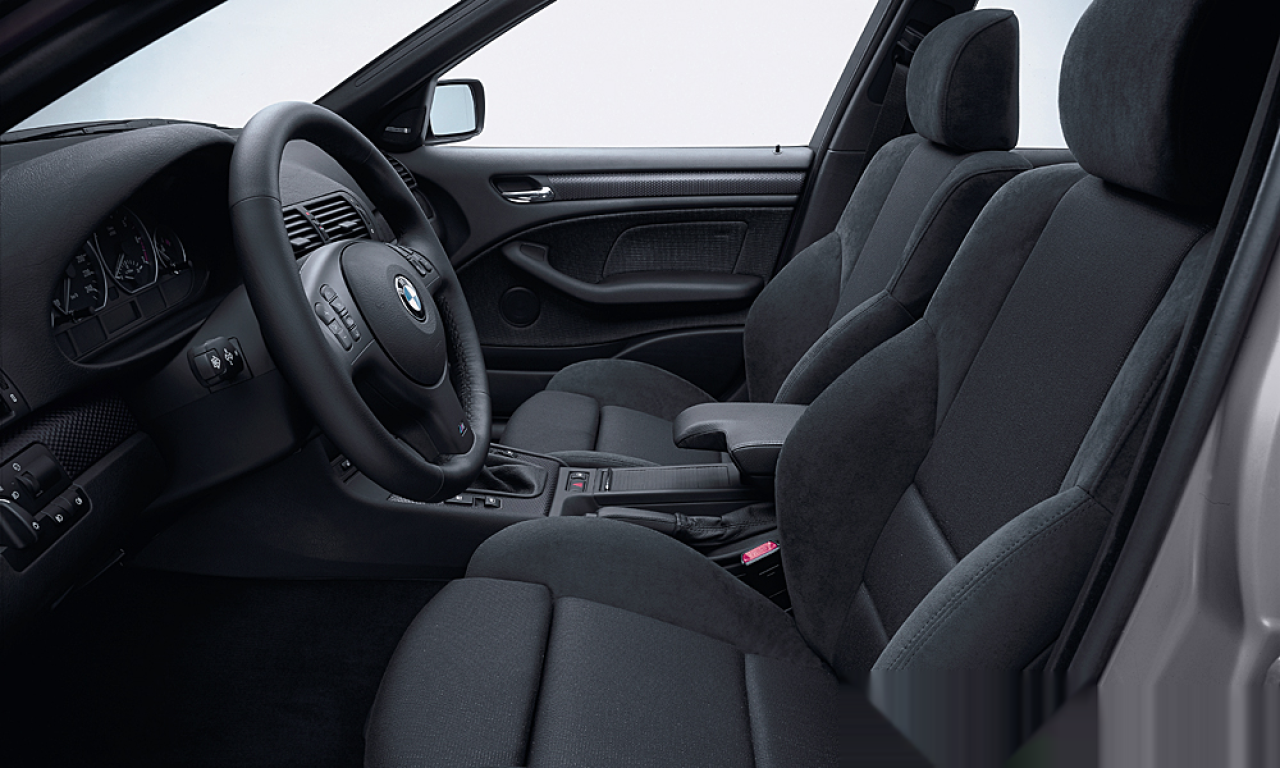Interior of BMW 325i (E46 (4FL)), VIN WBAET35040NF95266