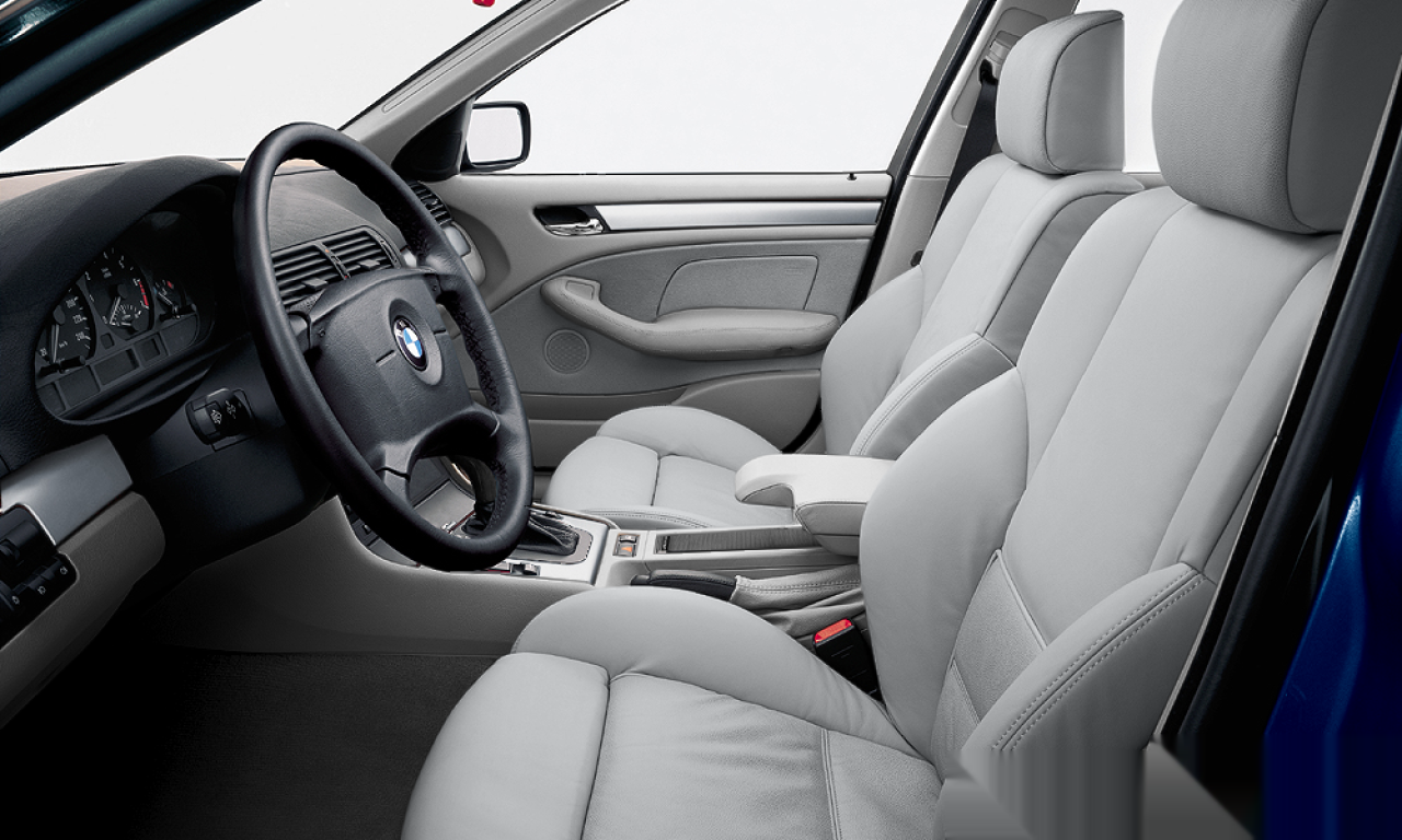 Interior of 2003 BMW 330d (E46 (3FL)), VIN WBAEX91030JW96140