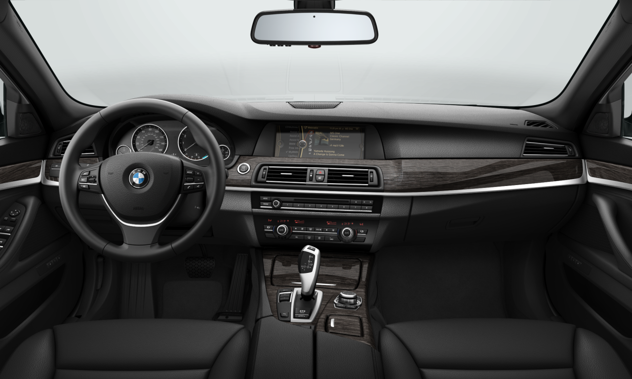 Interior of BMW 535i (F10), VIN WBAFR7C51CC810706
