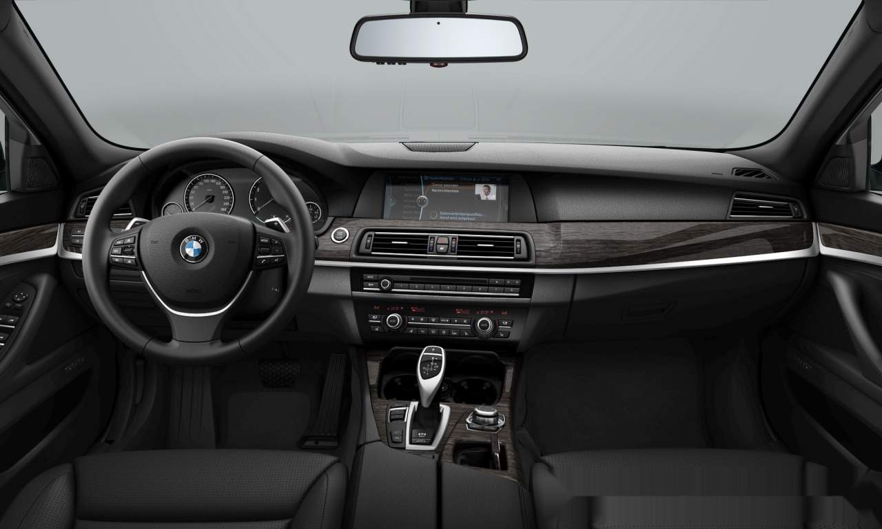 Interior of BMW 550i (Sedan (4 Doors)), VIN WBAFR91080C268938