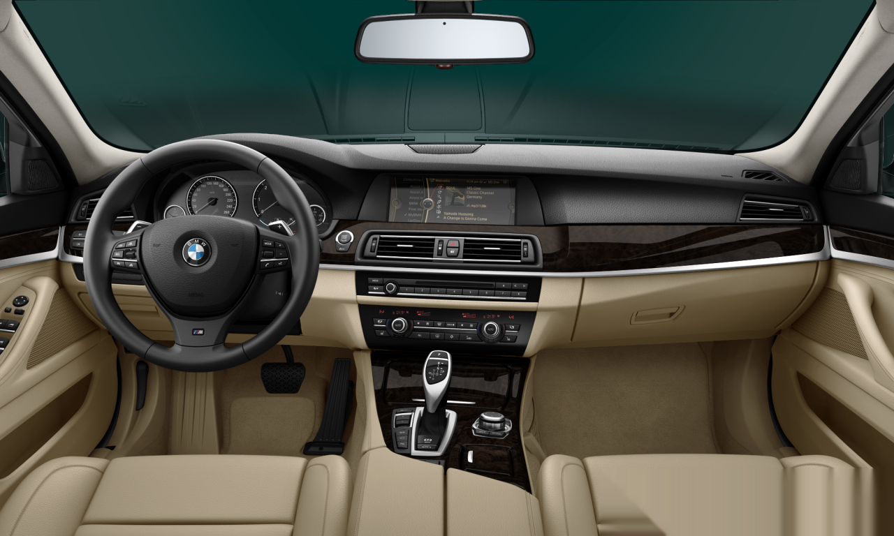Interior of BMW 530d xDrive (F10), VIN WBAFV31080DP49033