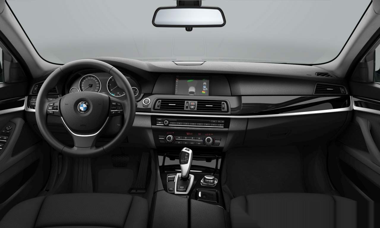 Interior of BMW 520d (Sedan (4 Doors)), VIN WBAFW11050DY46983