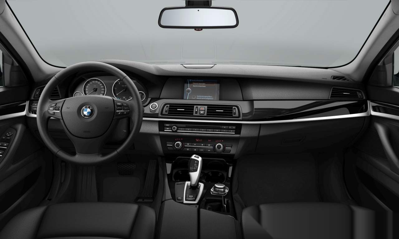 Interior of BMW 520d (Sedan (4 Doors)), VIN WBAFW12080C493921