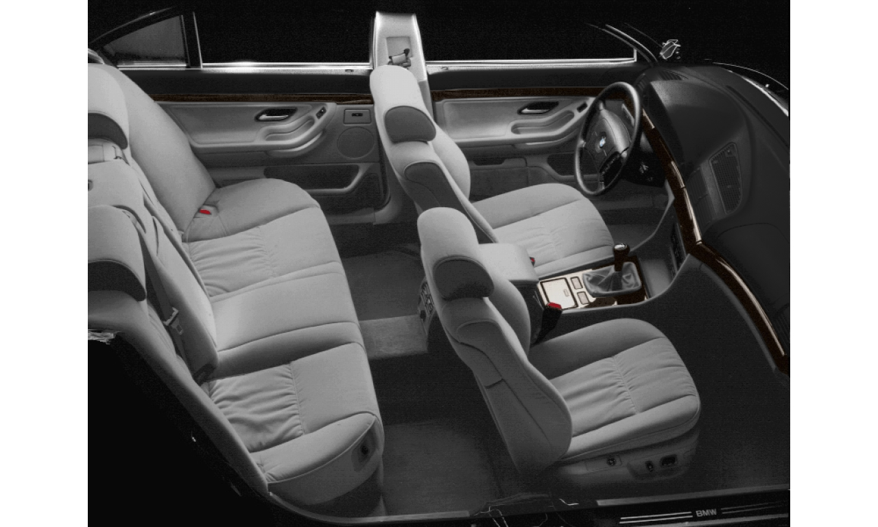Interior of BMW 730d (E38), VIN WBAGE61070DN41974