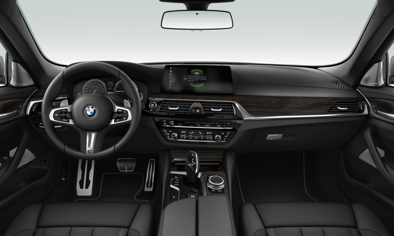 Interior of BMW M550i xDrive (G30), VIN WBAJB91090G462823