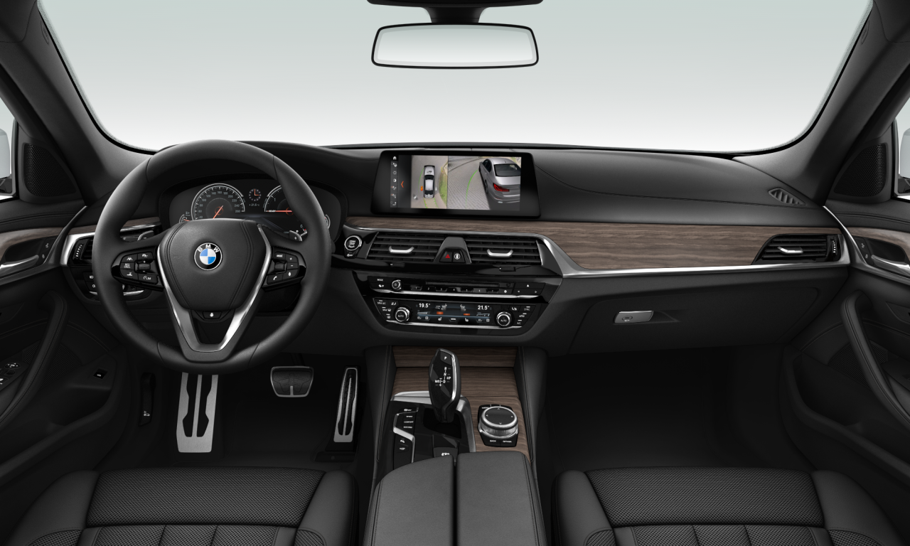 Interior of BMW 520d (G30), VIN WBAJC310XHG992577