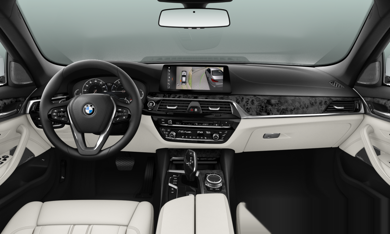Interior of BMW 540i (G30), VIN WBAJE5C34HG917192