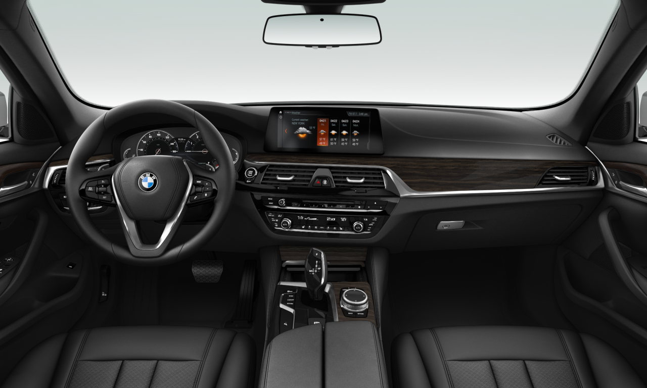 Interior of BMW 540i (G30), VIN WBAJE5C51JWA98643