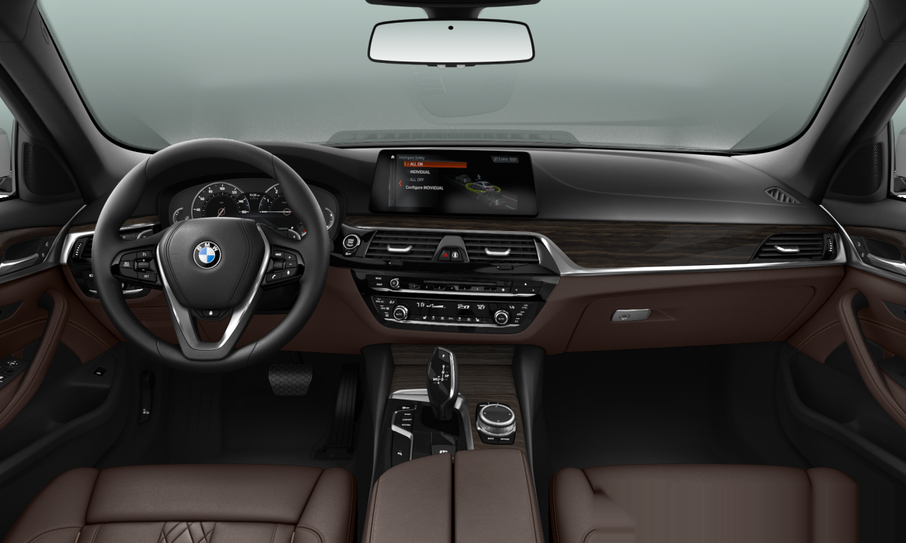 Interior of BMW 540i (G30), VIN WBAJE5C56JWA97732