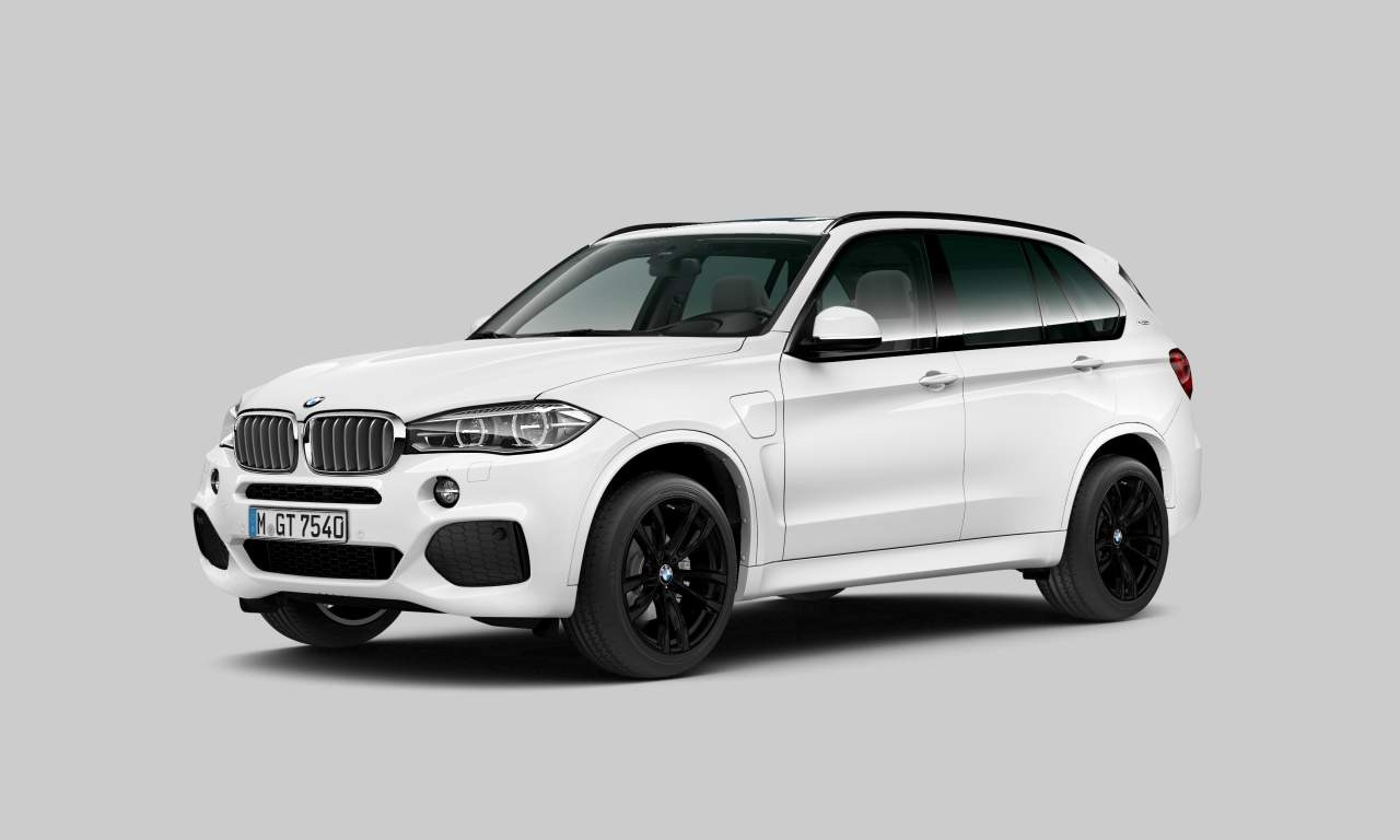 Exterior of BMW X5 xDrive40e (Sports Activity Vehicle (5 Doors)), VIN WBAKT010200Z77510