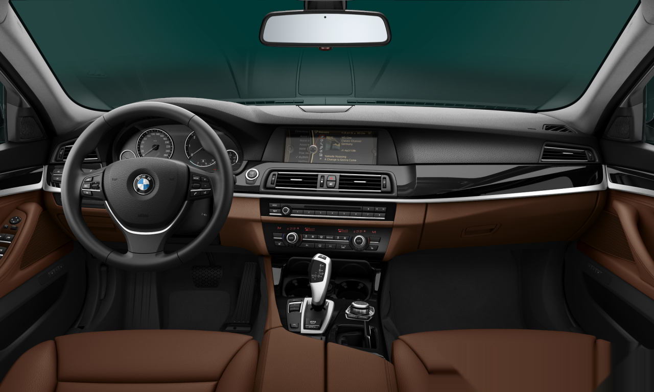 Interior of BMW 520d (F11), VIN WBAMX11010DY13371