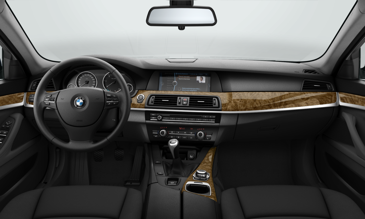 Interior of BMW 520d (F11), VIN WBAMX11030C308065