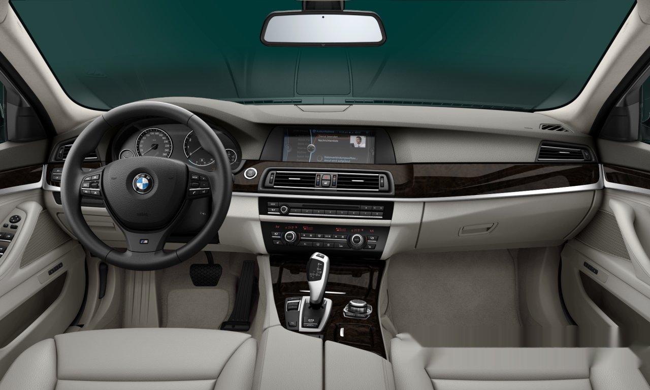 Interior of BMW 528i (F11), VIN WBAMY51090C314828