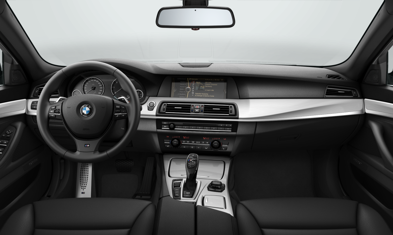 Interior of BMW M550d xDrive (F11), VIN WBAMY91090C776085