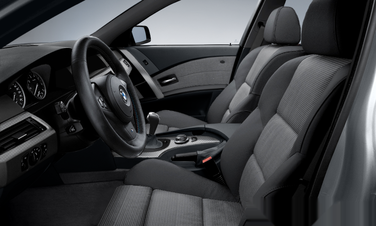 Interior of BMW 525I (E60), VIN WBANA51090CM61773