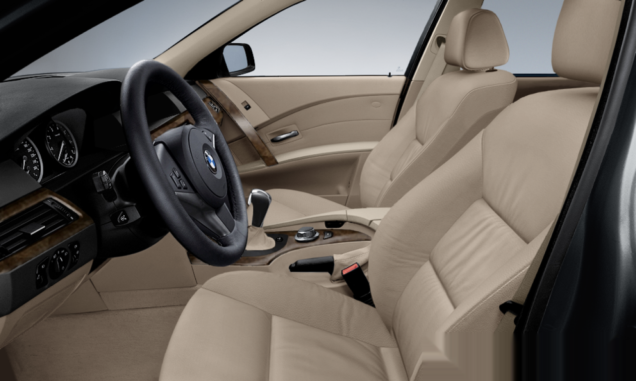 Interior of BMW 550i (E60), VIN WBANB51080CN20034