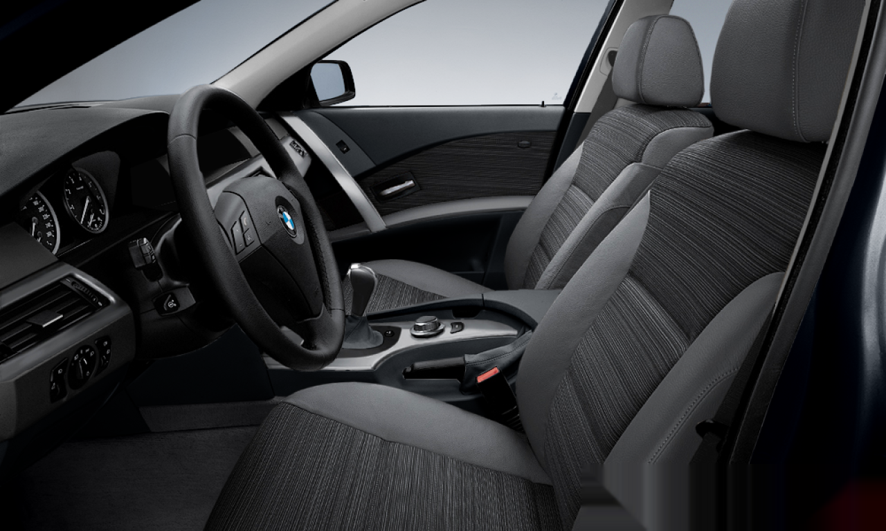 Interior of BMW 520d (E60), VIN WBANC31060CP61480