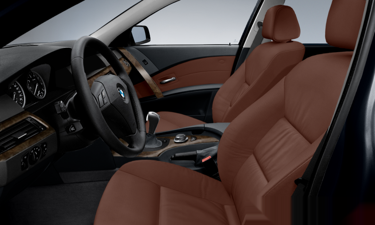 Interior of BMW 525d (E60), VIN WBANC51030B127027