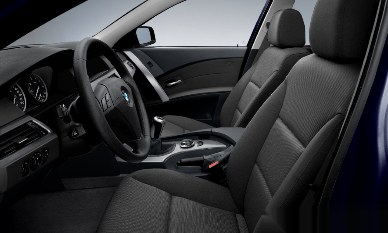 Interior of BMW 530d (E60), VIN WBANC71000B142550