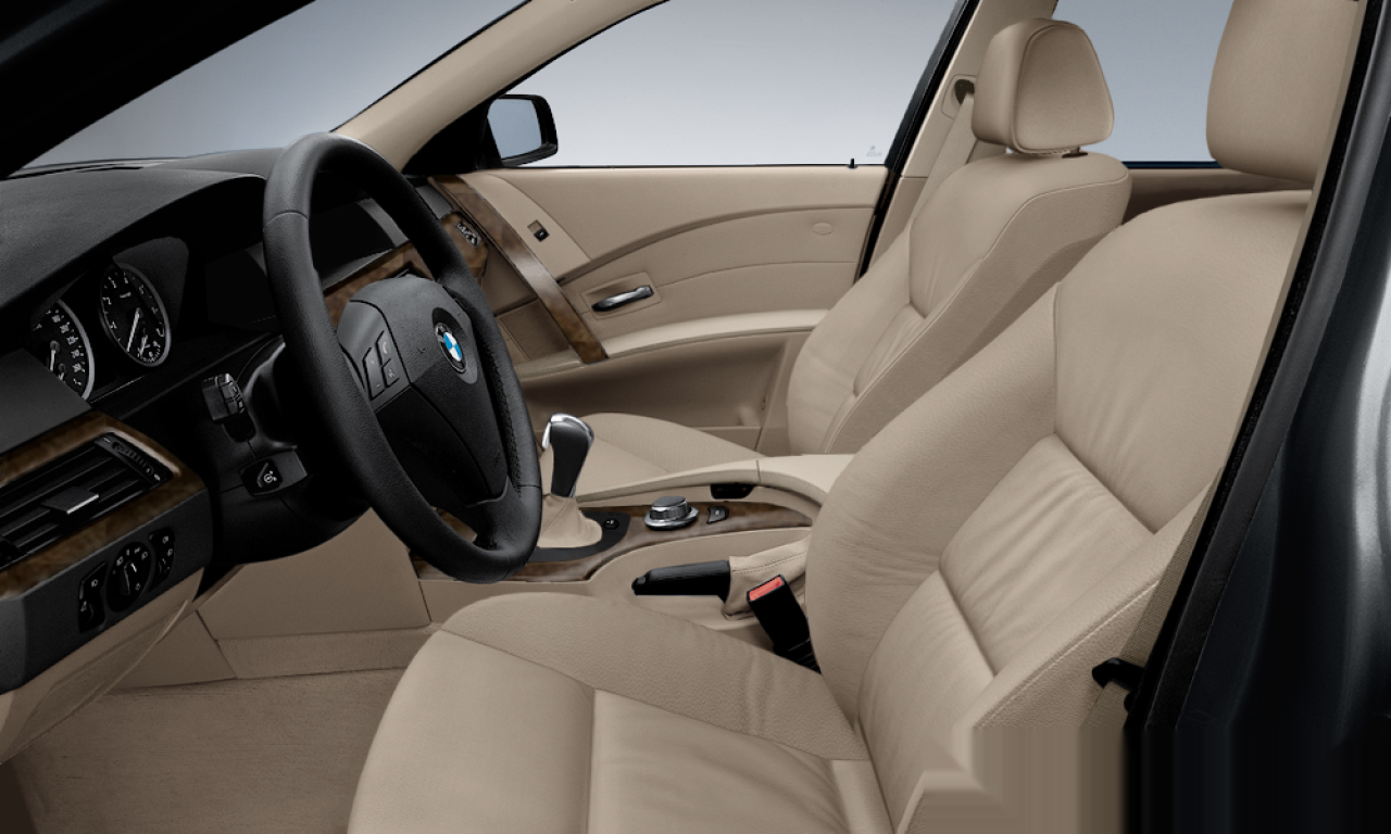 Interior of BMW 530d (E60), VIN WBANC71090B654937
