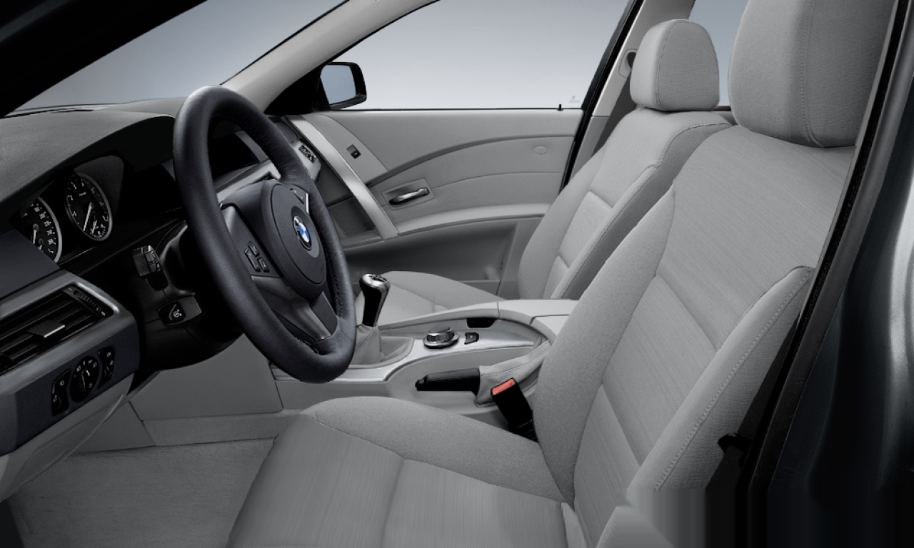 Interior of 2006 BMW 530i (E60), VIN WBANE71010CF81098
