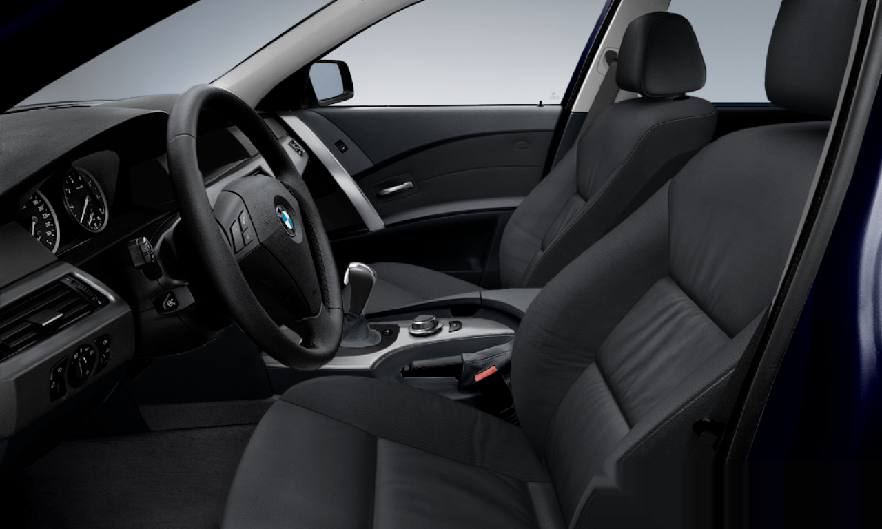 Interior of BMW 525d (E61), VIN WBANJ51080B426163