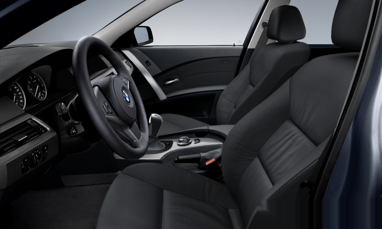 Interior of 2004 BMW 530d (E61), VIN WBANJ71060B516813