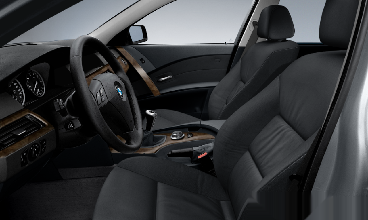 Interior of 2006 BMW 525i (E61), VIN WBANL51060CM95793
