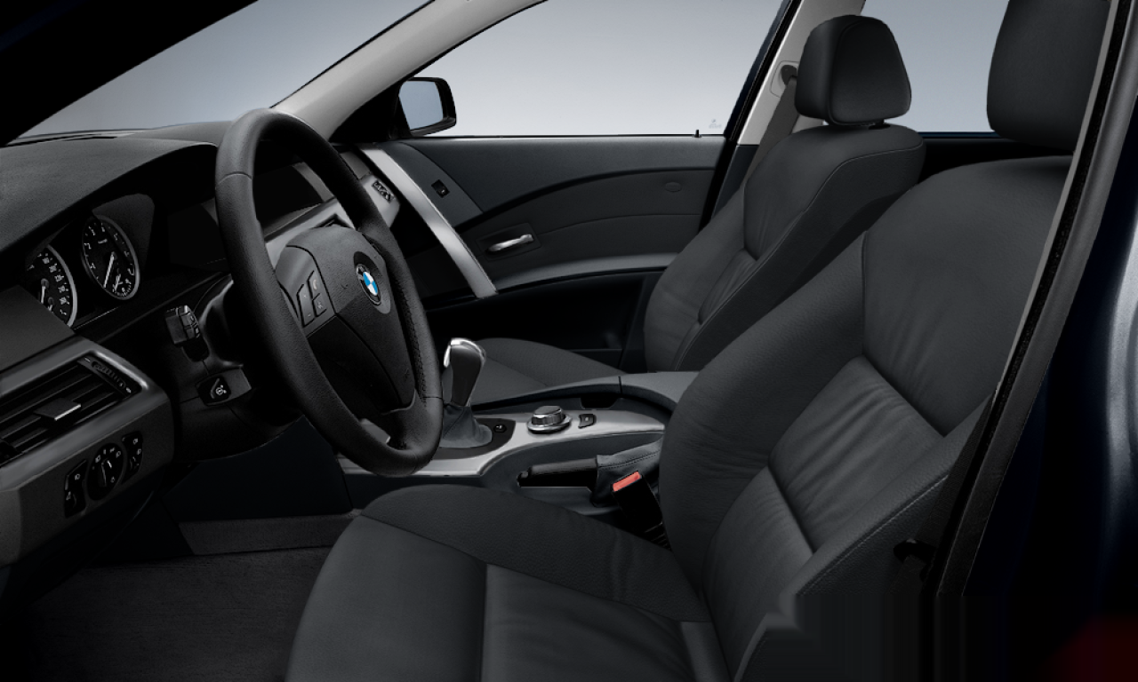 Interior of 2006 BMW 530xd (E60), VIN WBANM71040CP19989