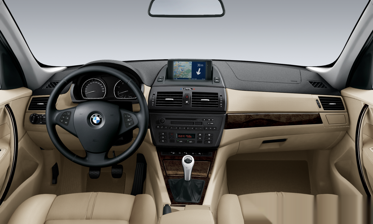 Interior of 2007 BMW X3 2.0d (E83 (MUE)), VIN WBAPE11010WH29609