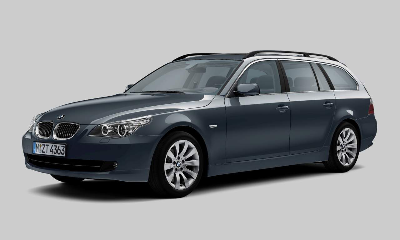 Exterior of BMW 535d (Touring (5 Doors)), VIN WBAPX91050CU60716