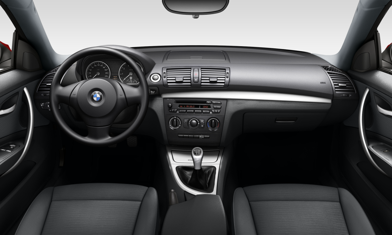 Interior of 2008 BMW 116i (E81), VIN WBAUB71060VA86016