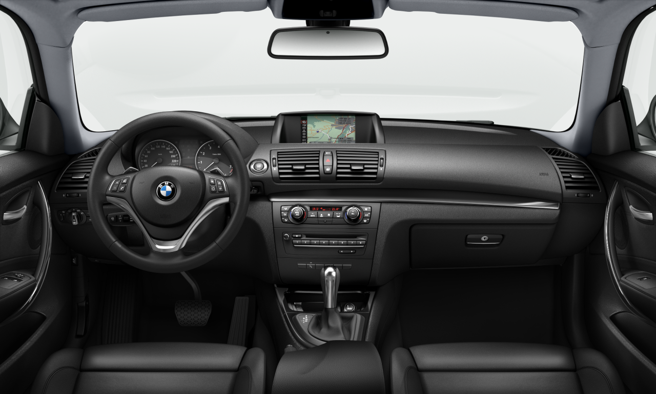 Interior of BMW 120i (E82), VIN WBAUC52090VR99544