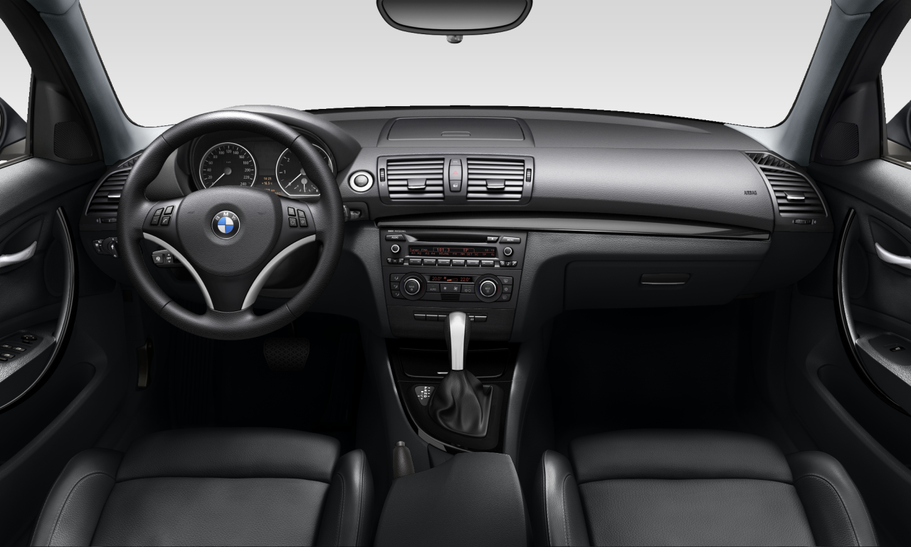 Interior of BMW 120i (E87 (MUE)), VIN WBAUD320X0P222330
