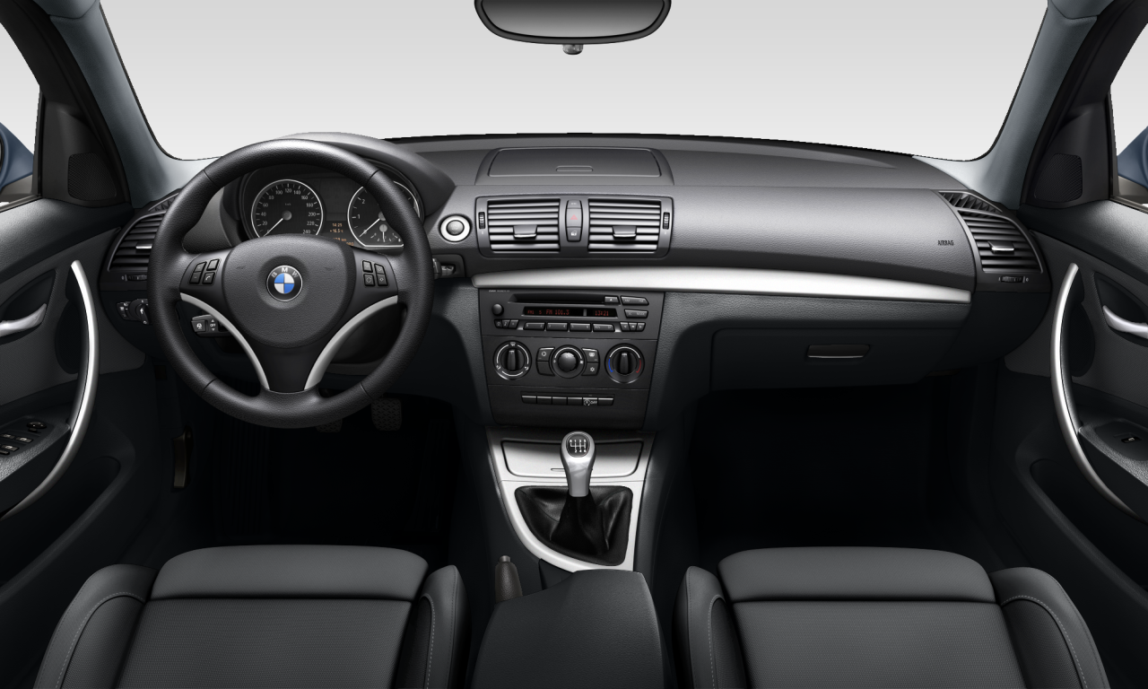 Interior of BMW 118d (E87 (MUE)), VIN WBAUD71040PY75390