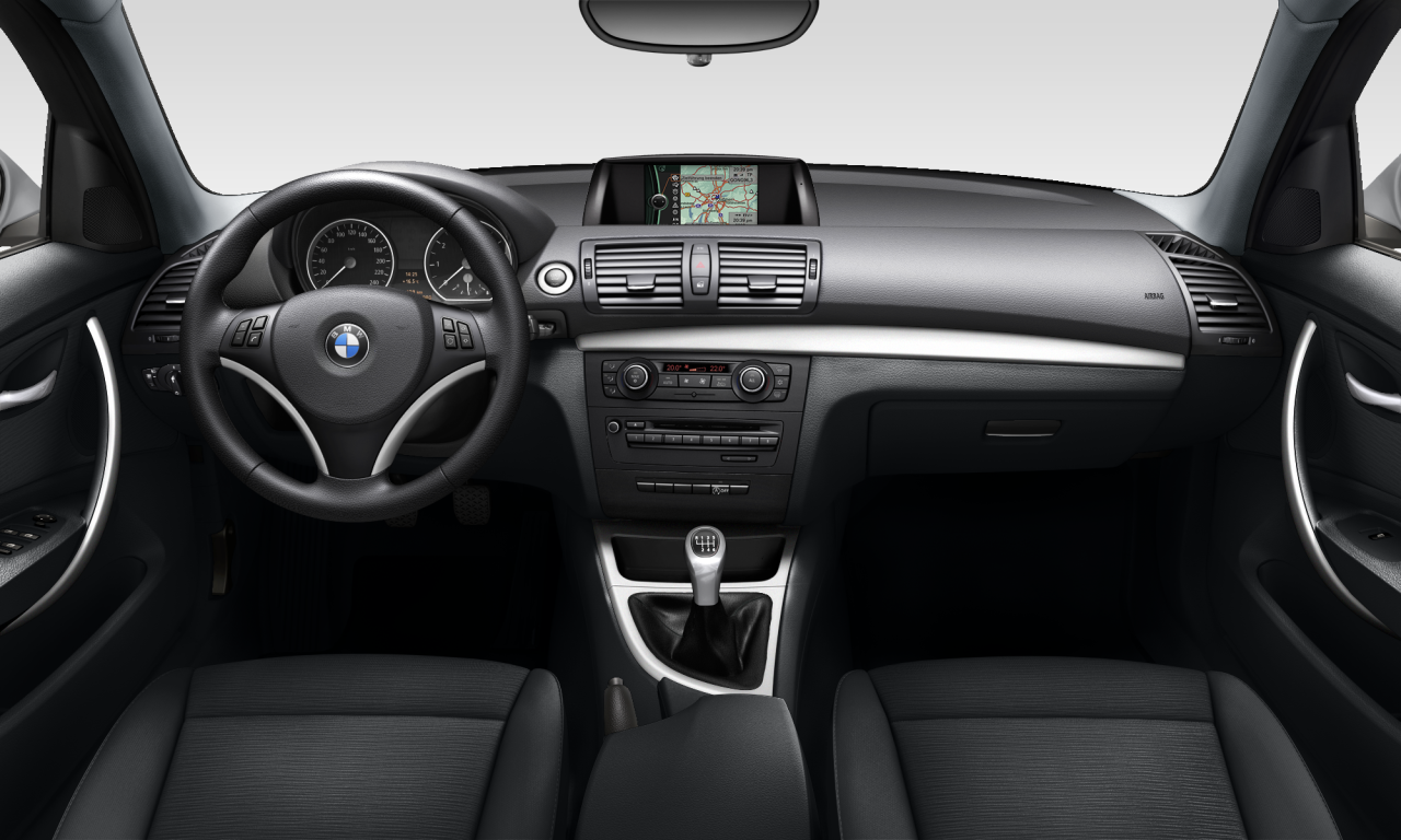 Interior of BMW 118d (E87 (MUE)), VIN WBAUD71070P412417