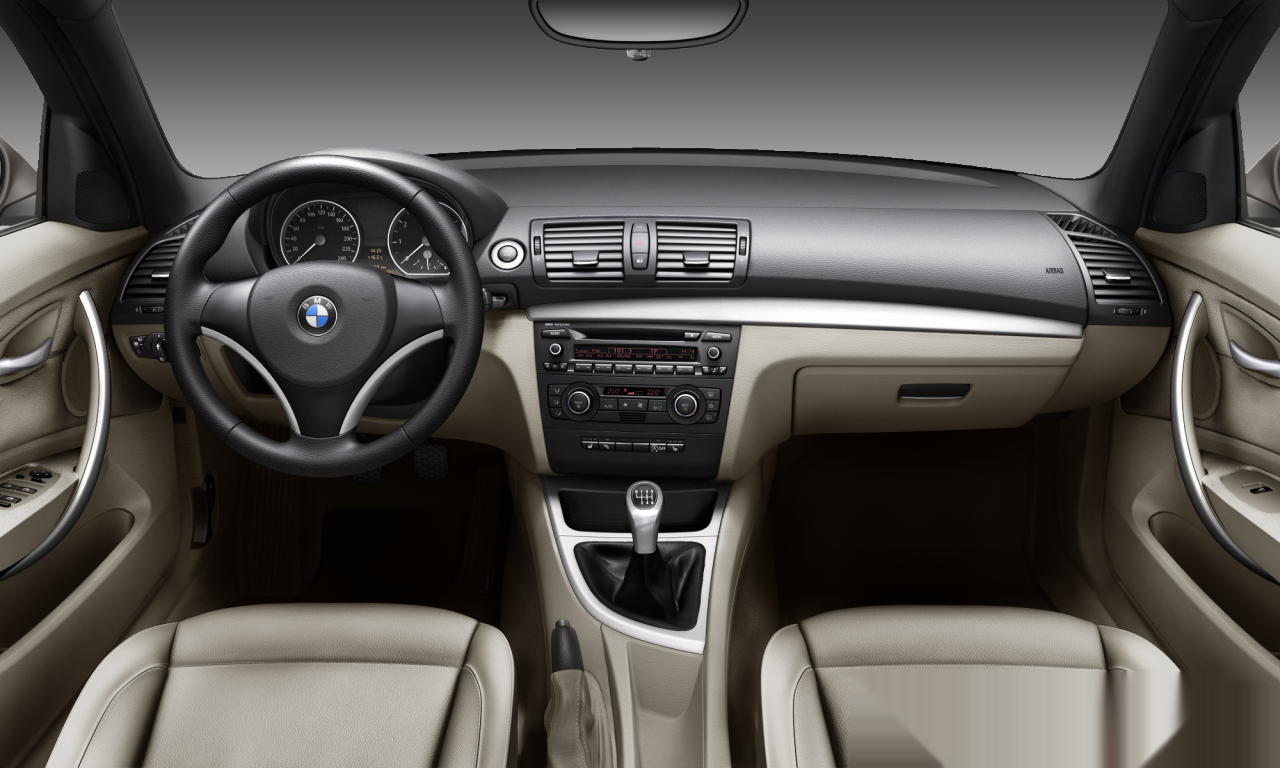 Interior of BMW 118i (E87 (MUE)), VIN WBAUE51000P346150