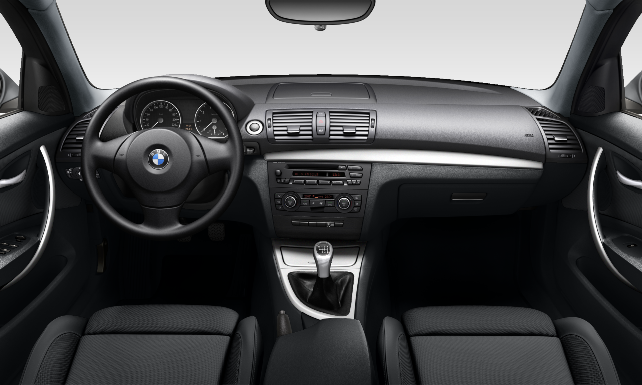Interior of BMW 118i (E87 (MUE)), VIN WBAUE51040PZ24122