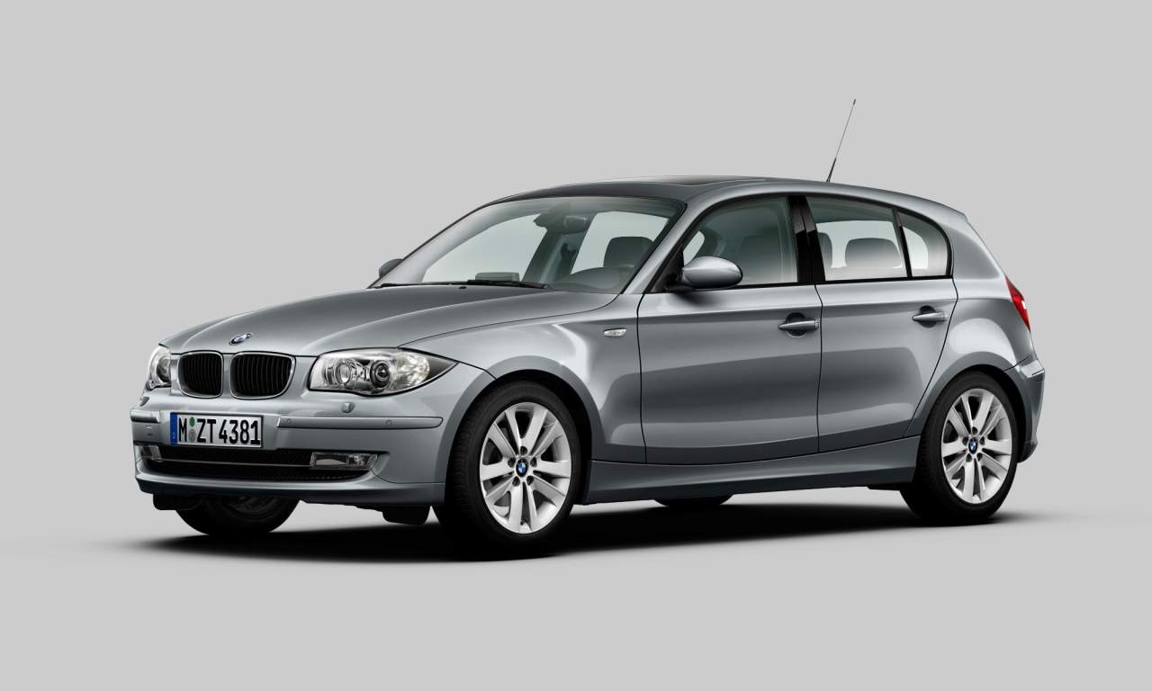 Exterior of BMW 123d (Sports Hatch (5 Doors)), VIN WBAUH11040E226136
