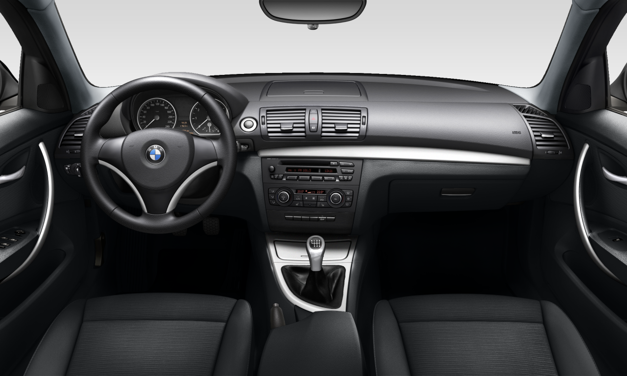 Interior of BMW 116i (E87 (MUE)), VIN WBAUH31020E404489