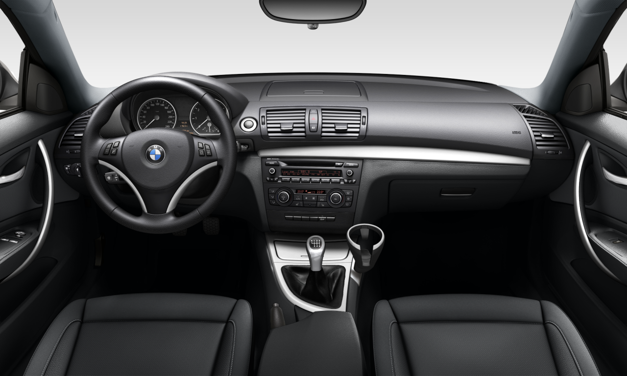 Interior of 2010 BMW 116i (E81), VIN WBAUK31060VM64762