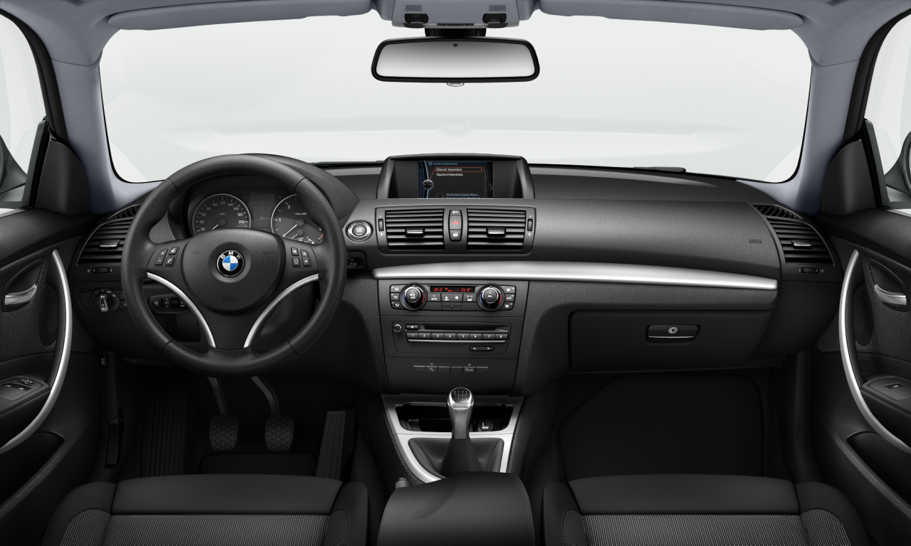 Interior of BMW 118d (E82), VIN WBAUR12070VR33243